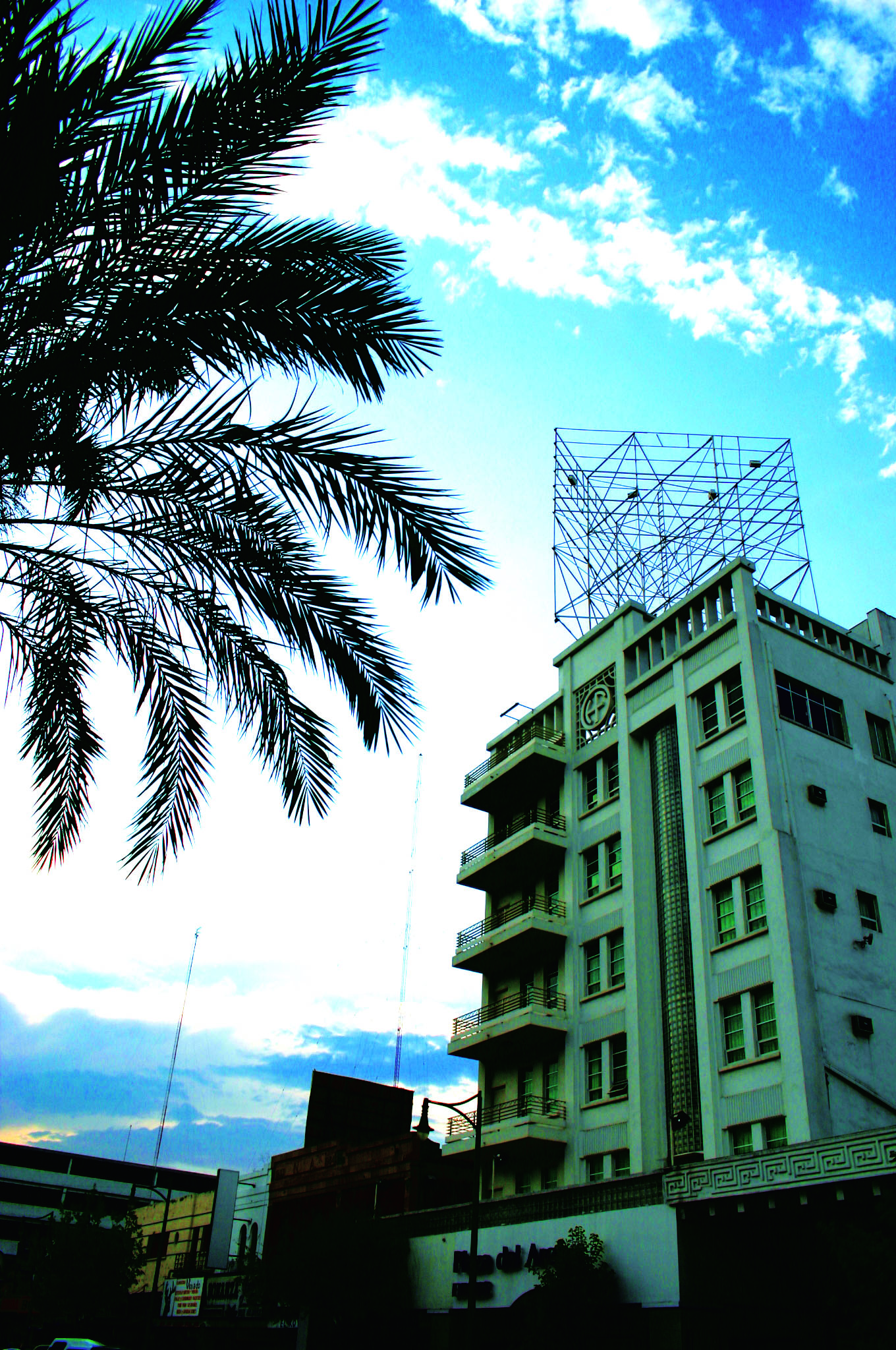 La Favorita Inn