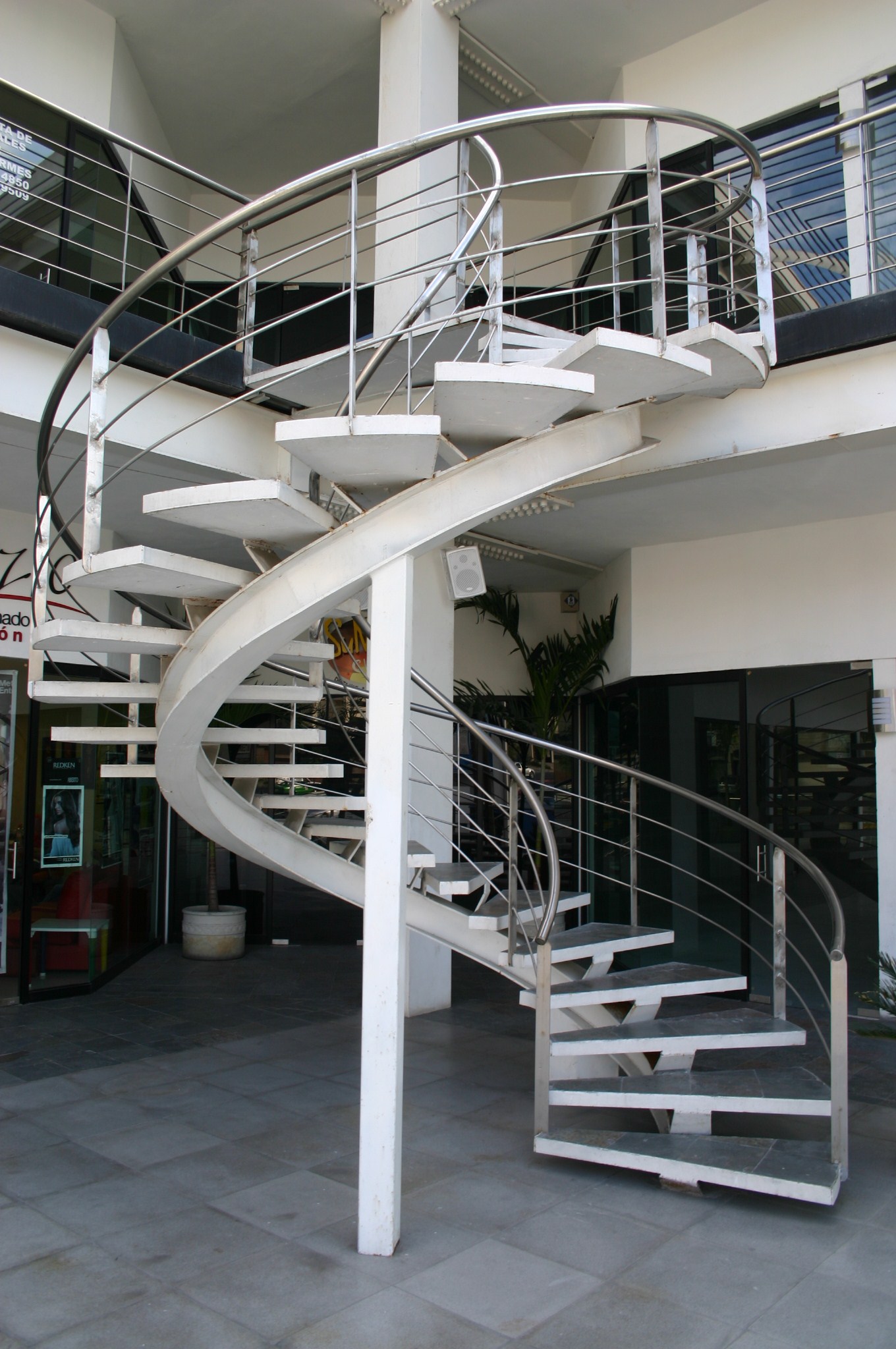 Plaza Colinas